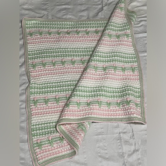 Pink and Green Crochet BABY CRIB BLANKET, PINK ROSE Throw Blanket SIZE 38X40” - Picture 1 of 9
